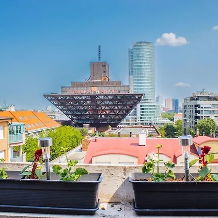 Panoramic In Old Town Daire