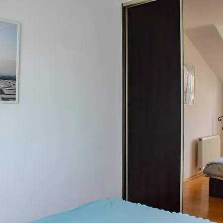 Panoramic In Old Town Apartment *